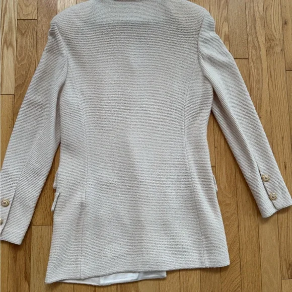 St. John Suit Set - Skirt and Blazer - Picture 7 of 9